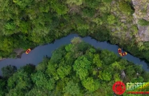 奢渡河峽谷景區(qū):小眾寶藏地,旅游新熱潮
